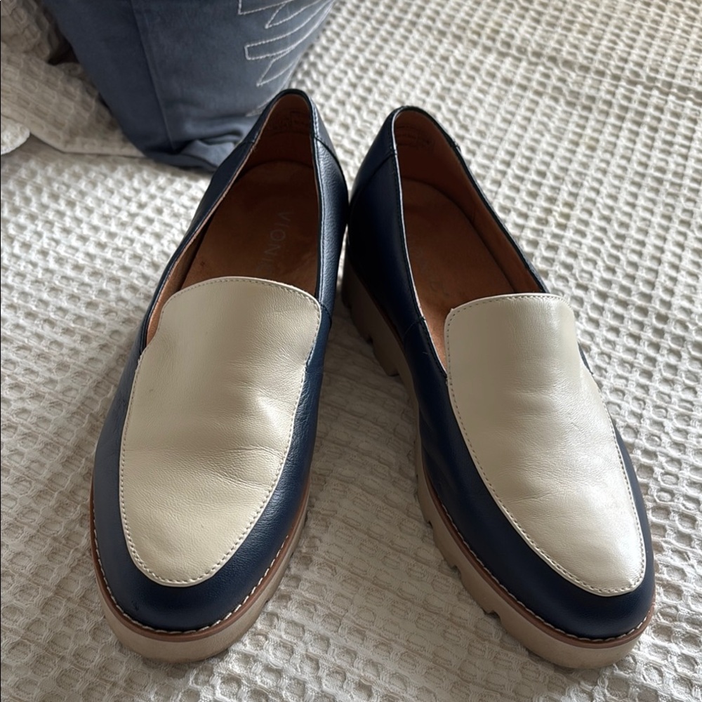 Vionic Two-Tone Loafers